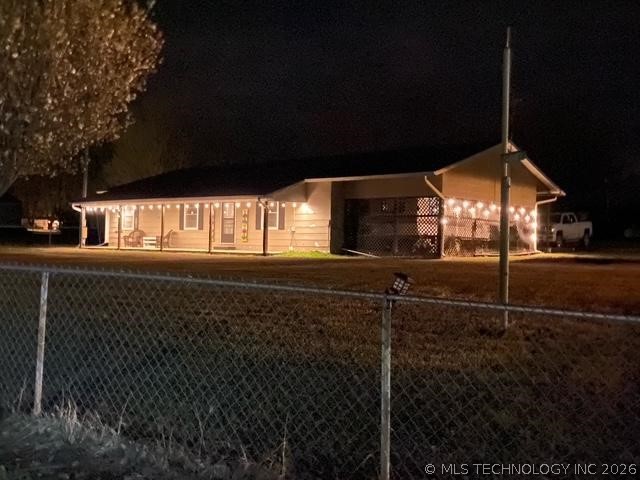 421216 E 1161 Road Property Photo 3