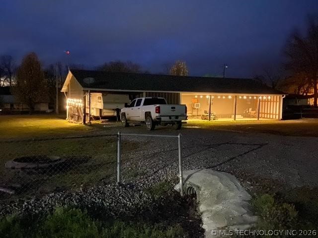 421216 E 1161 Road Property Photo 4