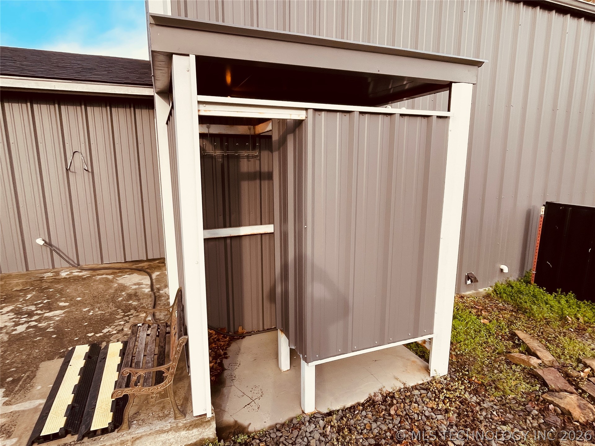 421216 E 1161 Road Property Photo 17