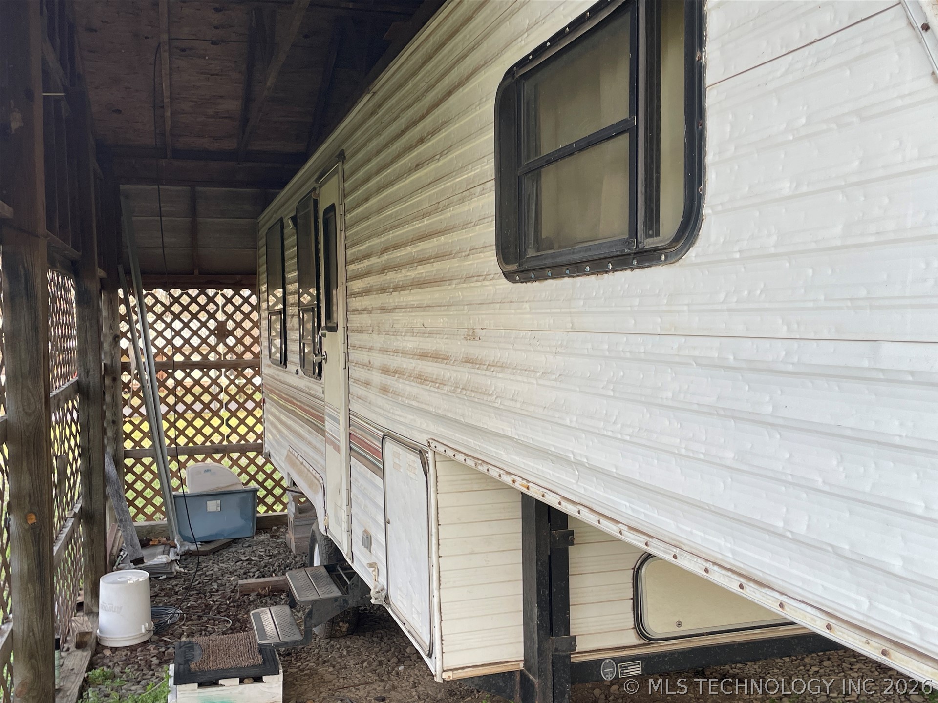 421216 E 1161 Road Property Photo 47
