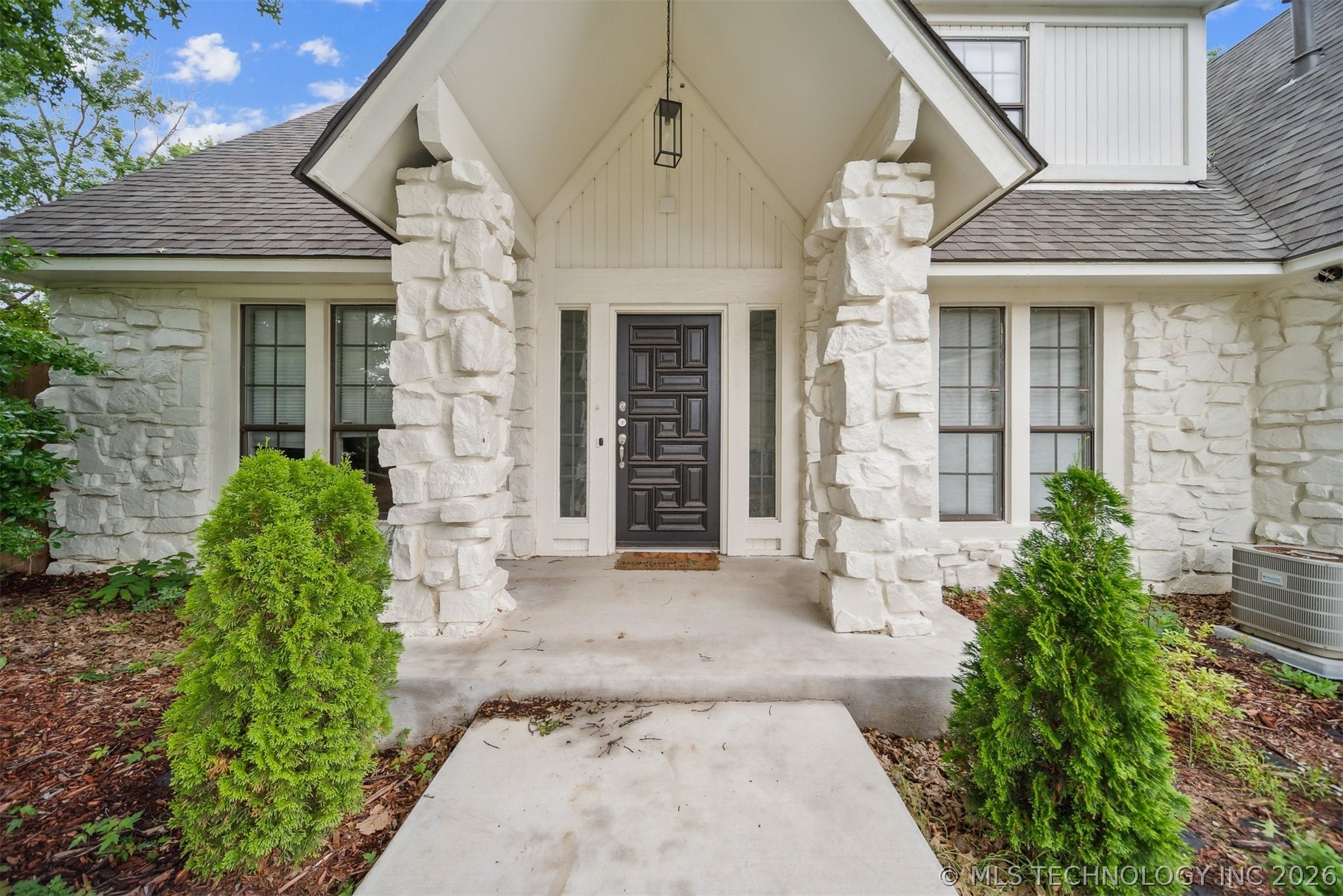 11033 E 66th Street Property Photo 1