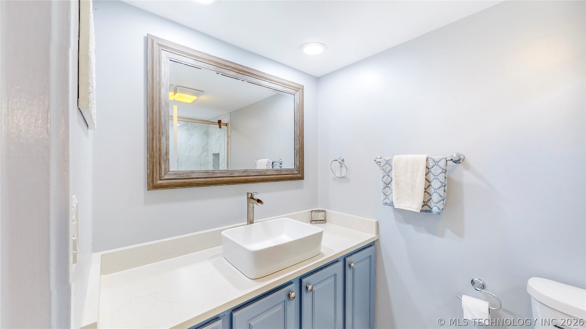 410 W 7th Street 1921 Property Photo 8