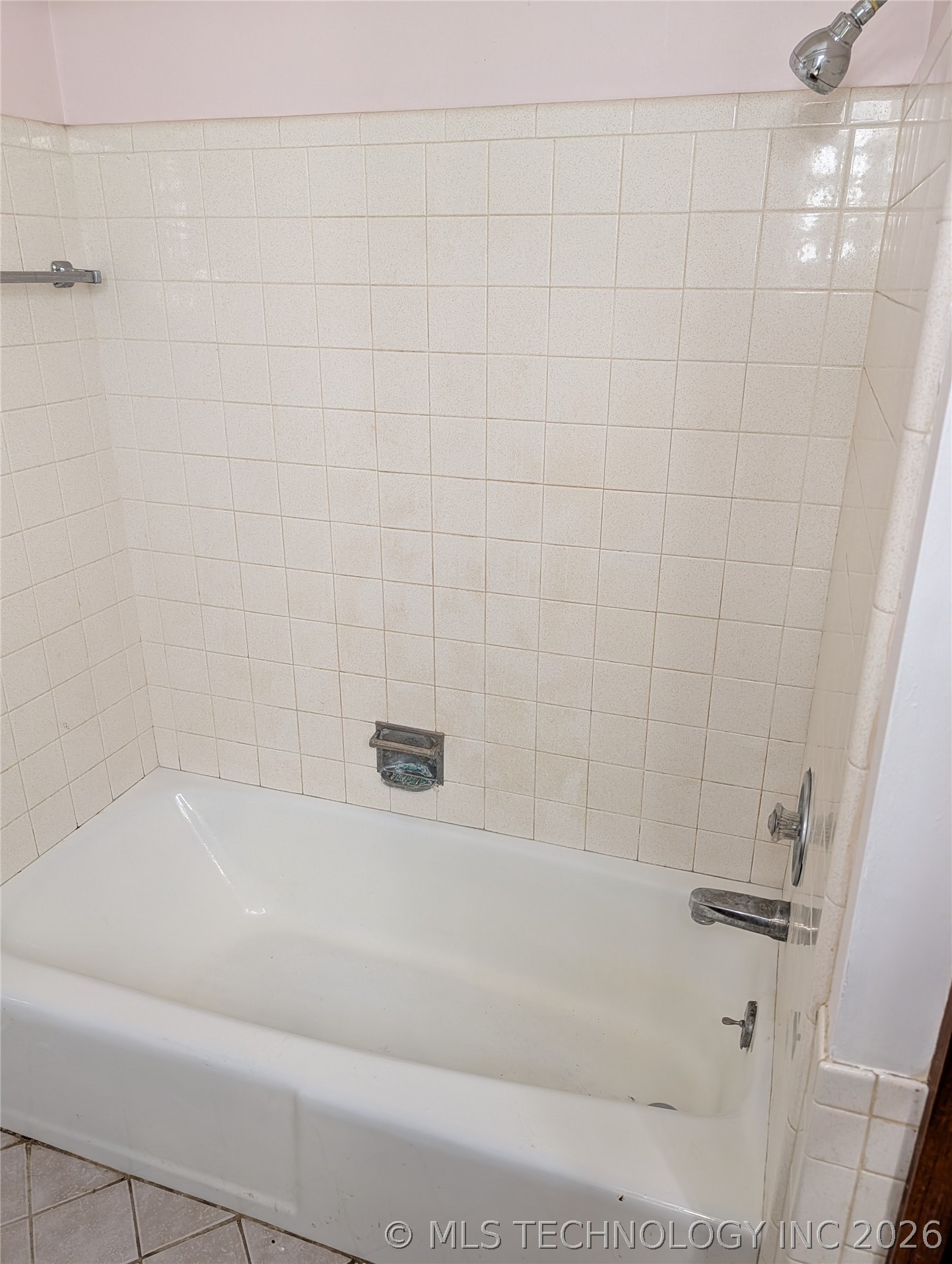 7937 S Florence Avenue Property Photo 18