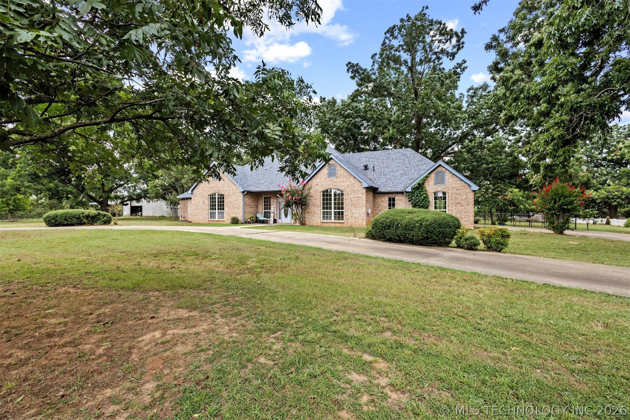 236 Pecan Acres Lane Property Photo 3