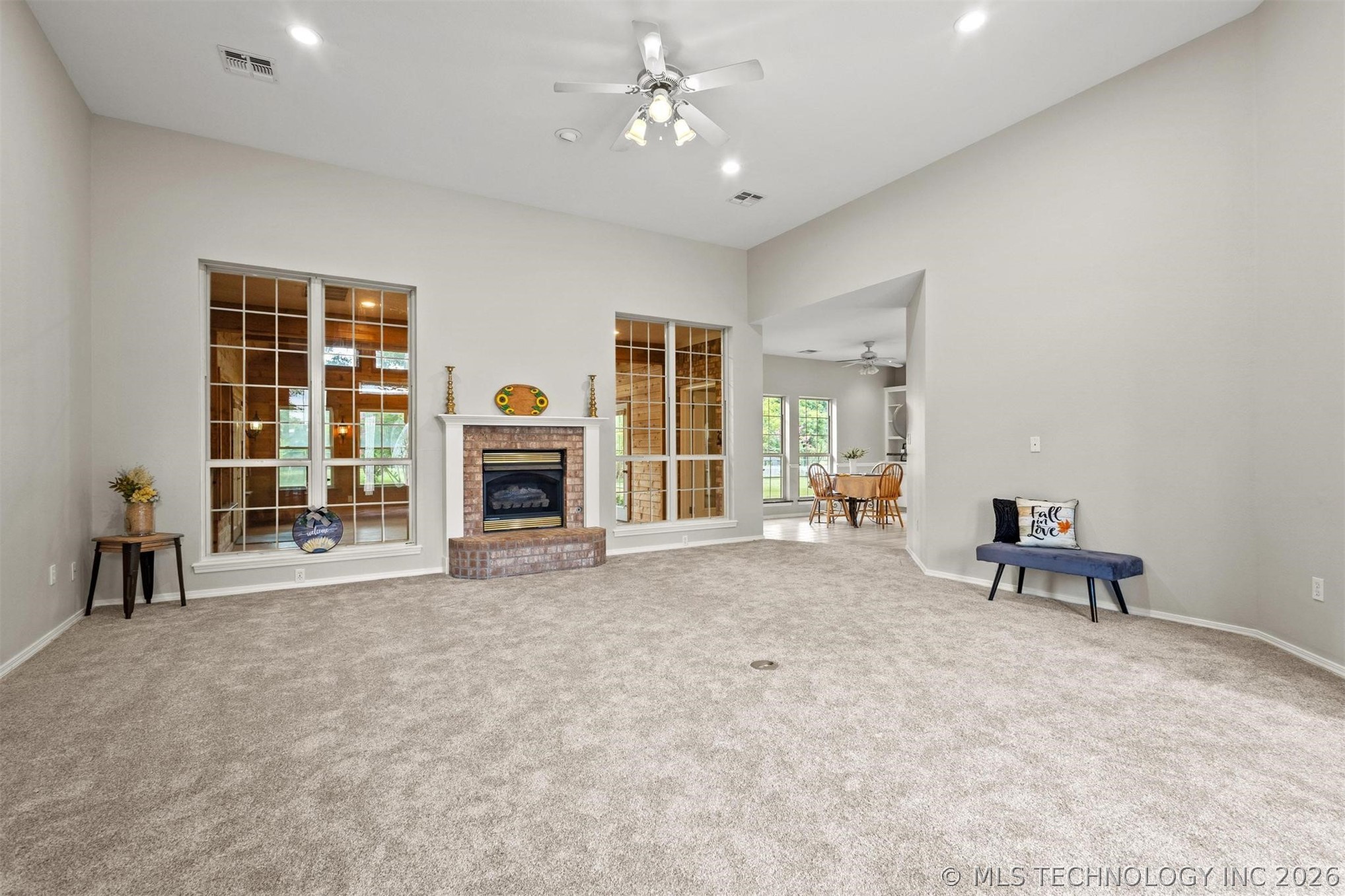 236 Pecan Acres Lane Property Photo 6
