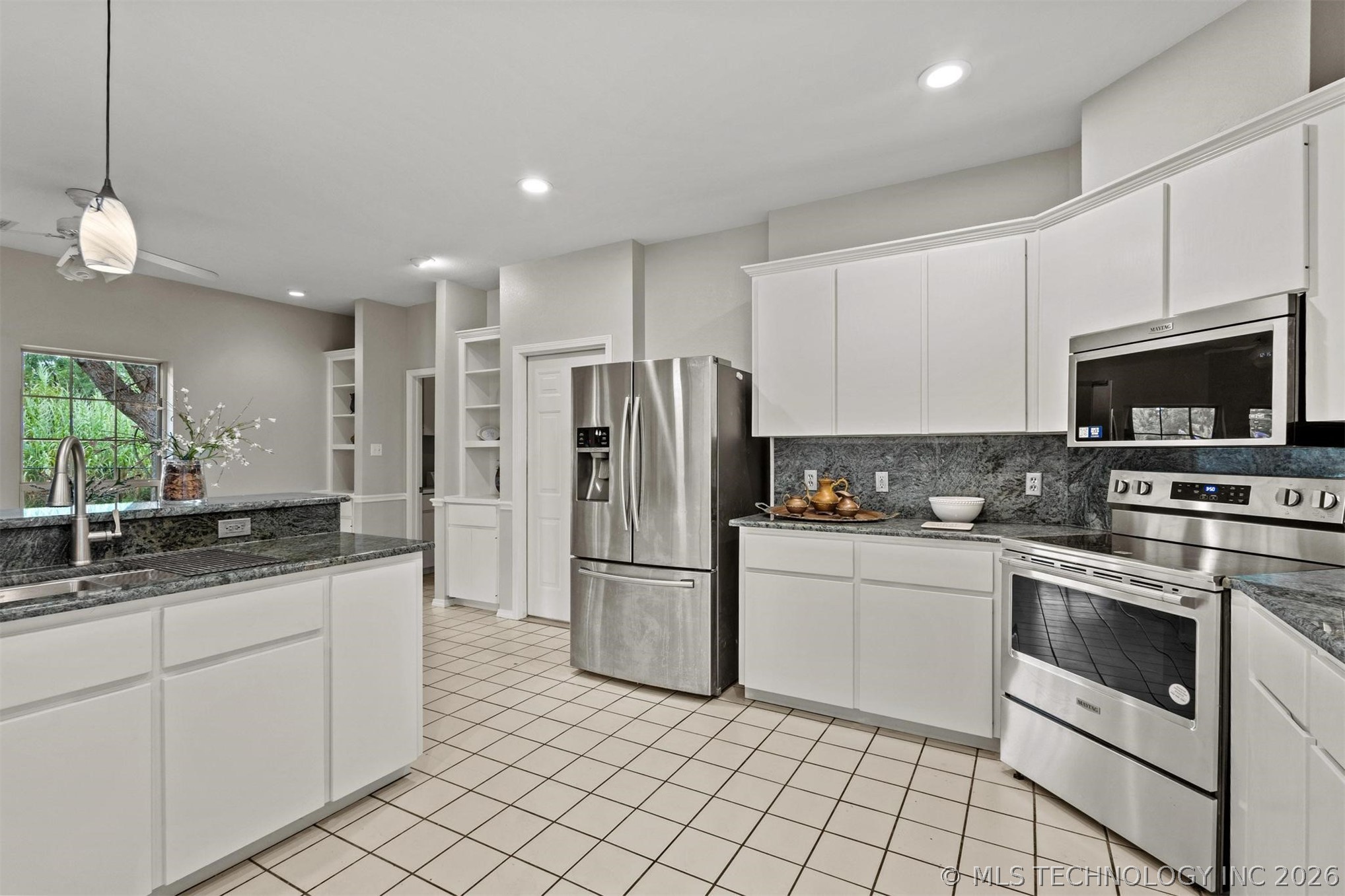 236 Pecan Acres Lane Property Photo 13