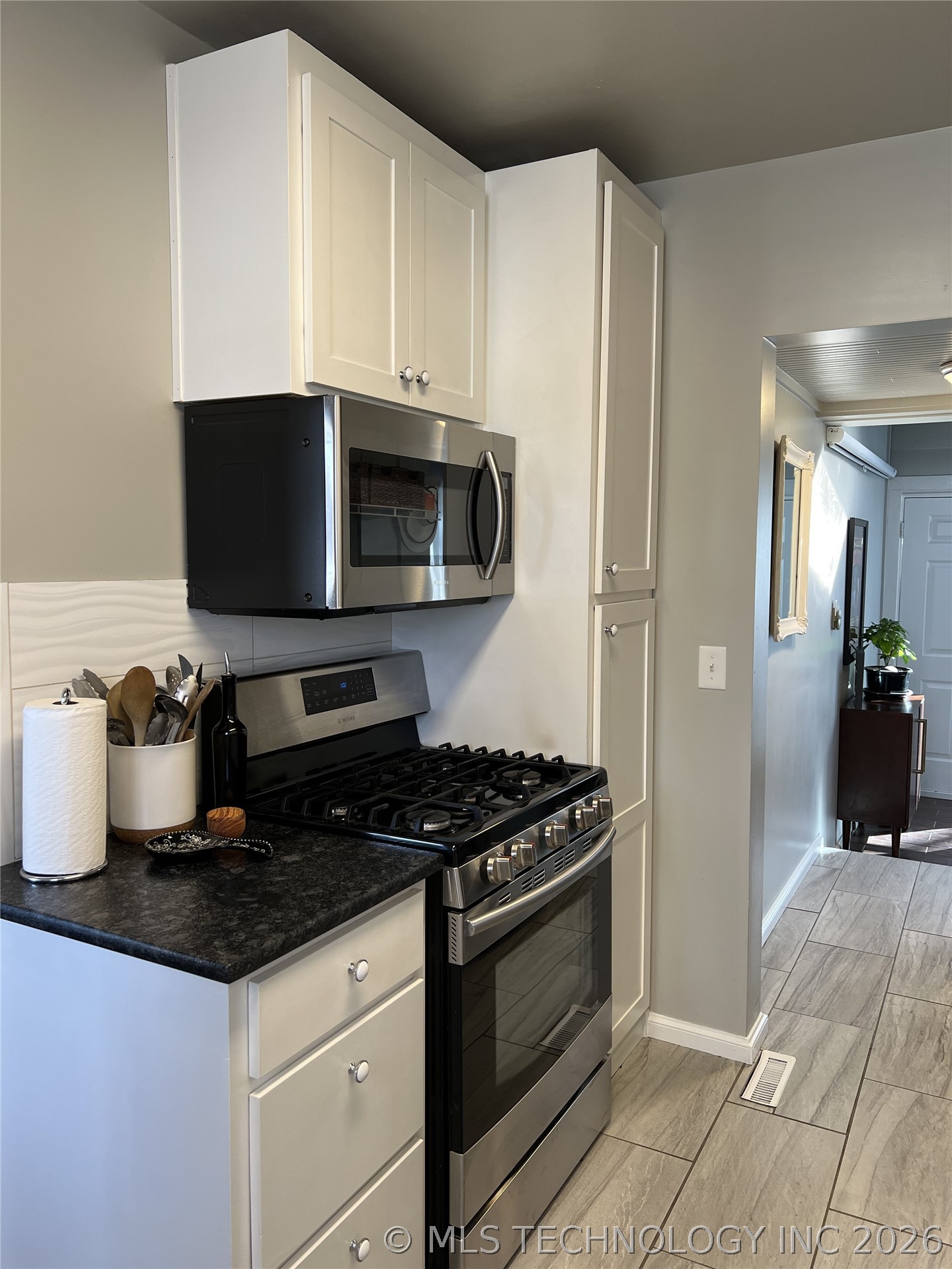 4544 E 5th Place Property Photo 11