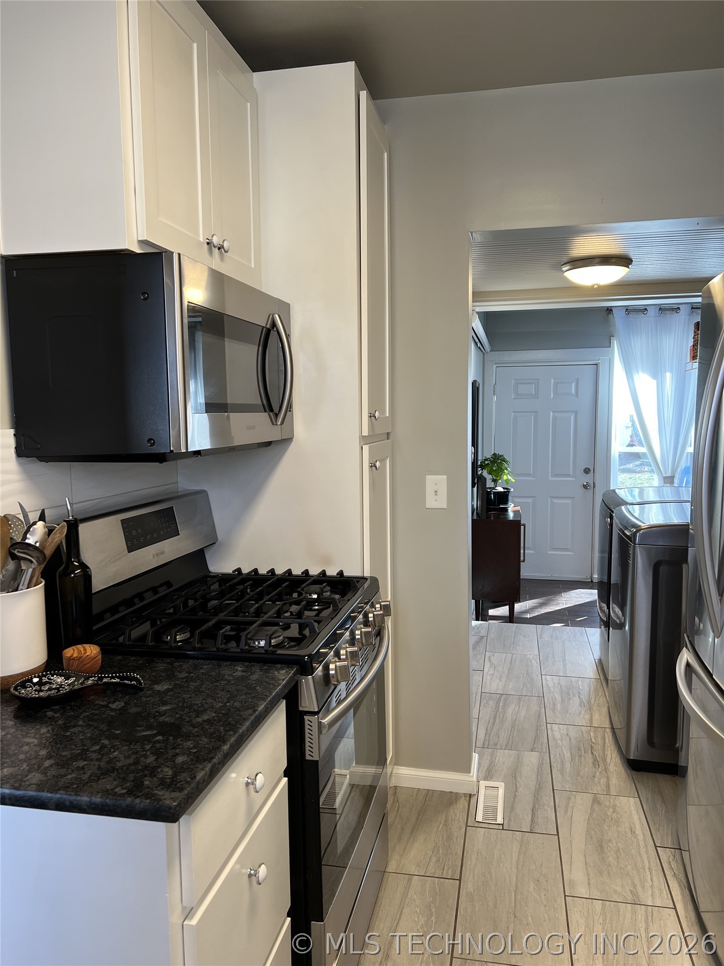 4544 E 5th Place Property Photo 12
