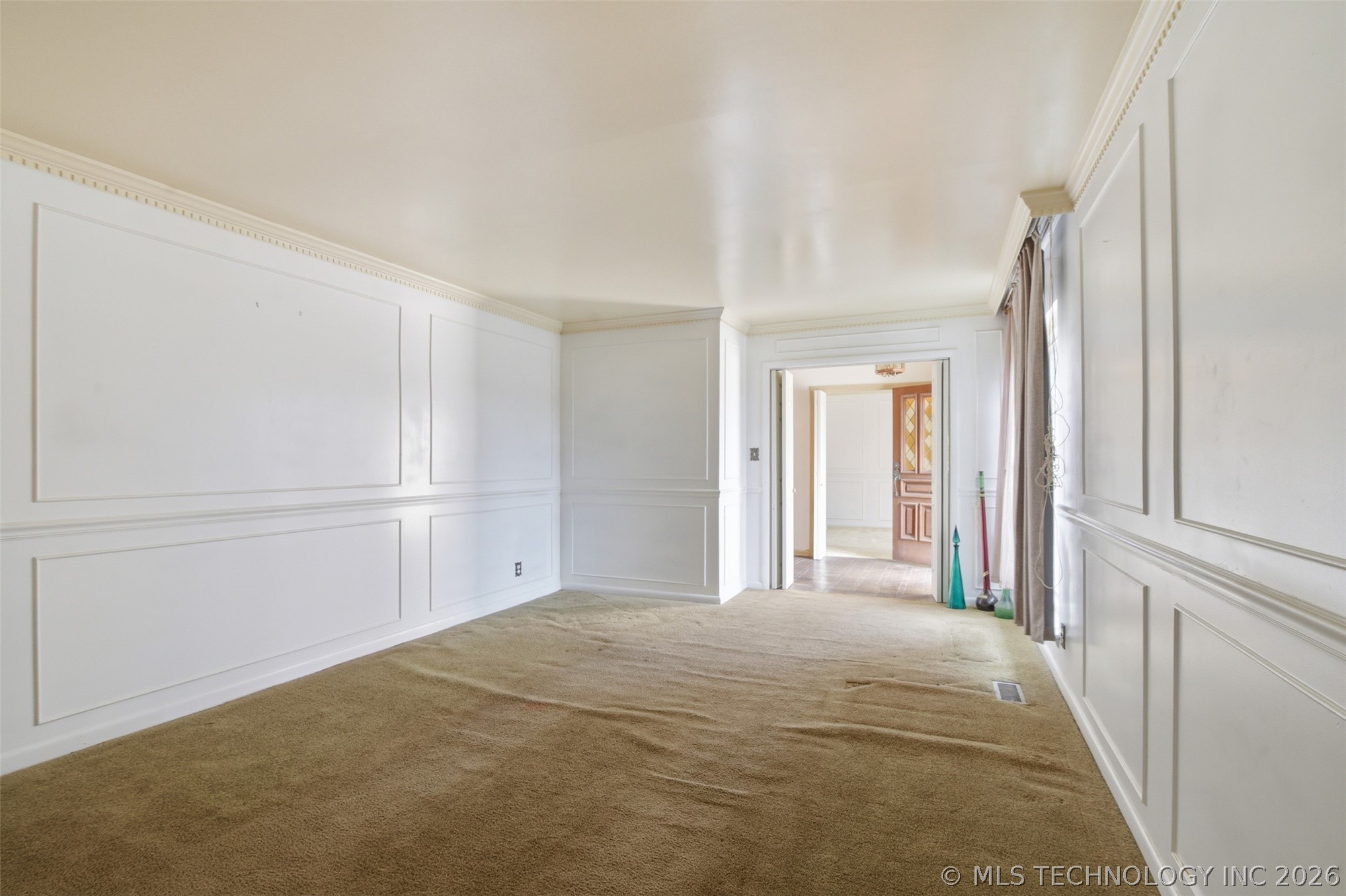 6022 S 72nd East Avenue Property Photo 5