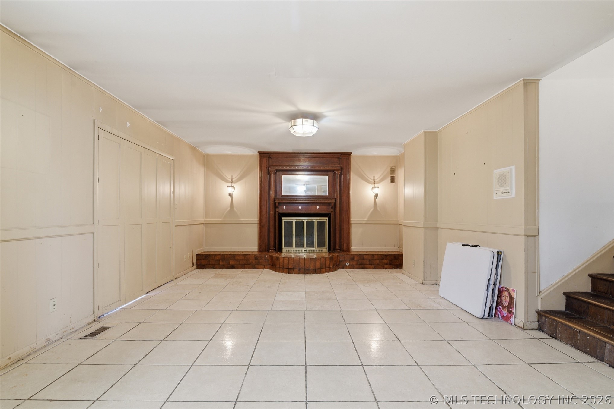 6022 S 72nd East Avenue Property Photo 19