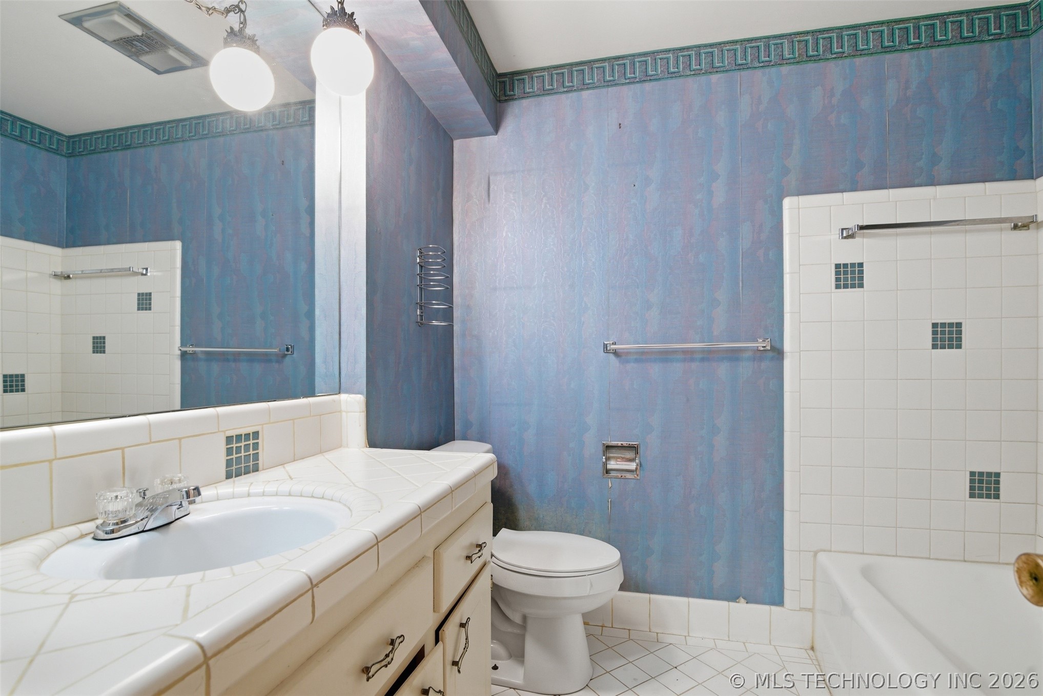 6022 S 72nd East Avenue Property Photo 21