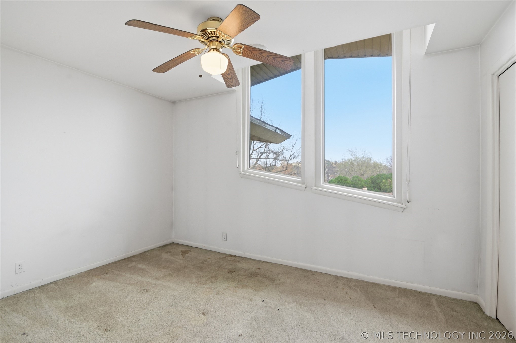 6022 S 72nd East Avenue Property Photo 31