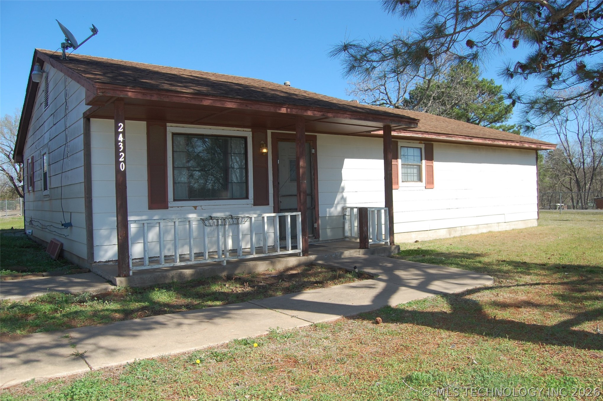 24320 C Street Property Photo 1