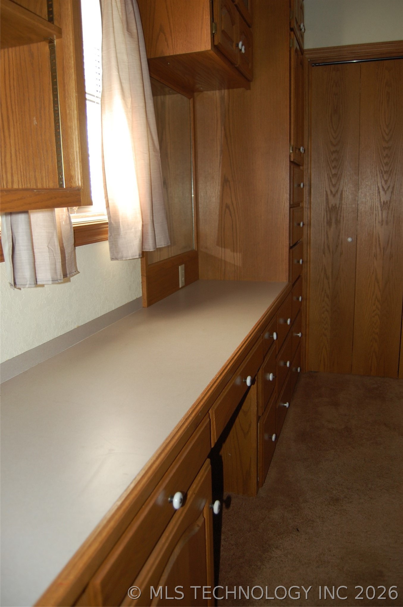 24320 C Street Property Photo 12