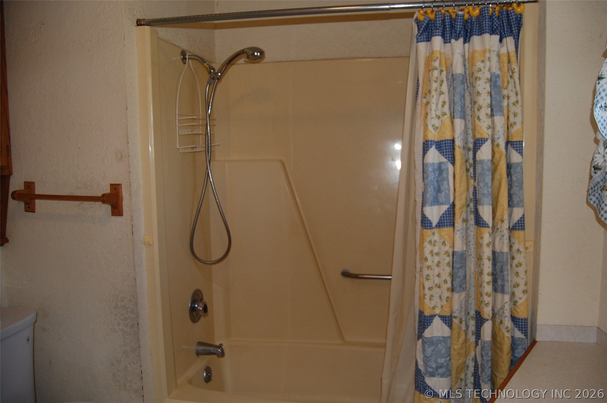 24320 C Street Property Photo 27