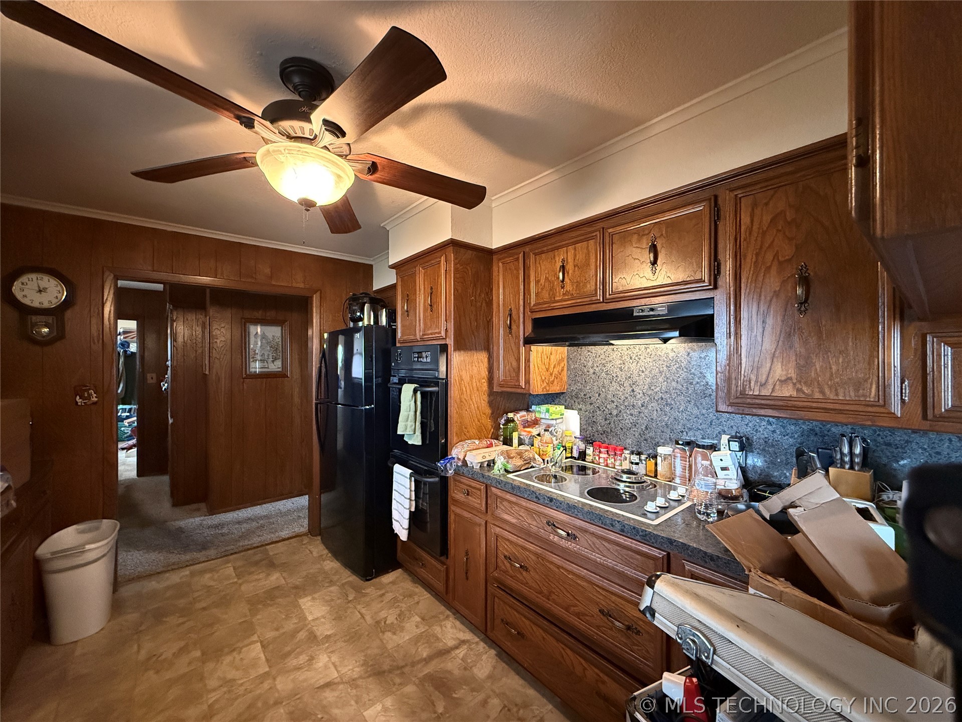 9054 Allen Property Photo 9