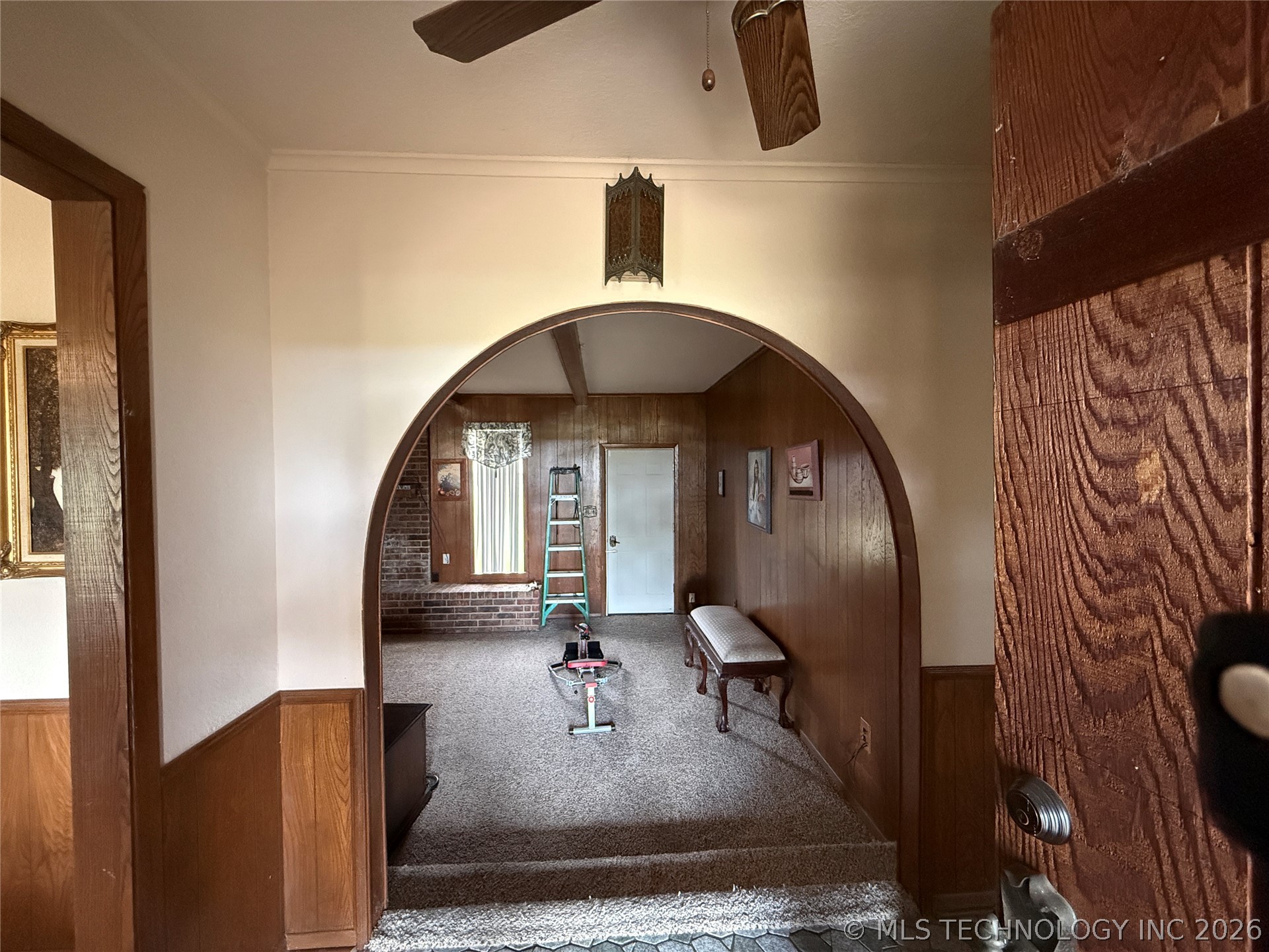 9054 Allen Property Photo 10