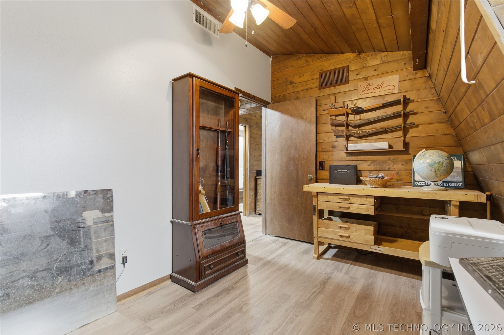 1340 Ulan Property Photo 34