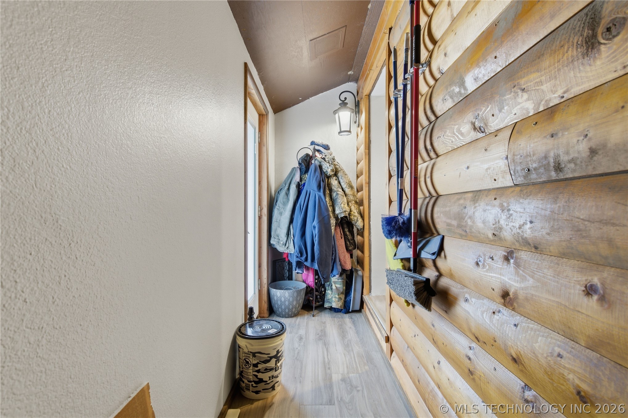 1340 Ulan Property Photo 58