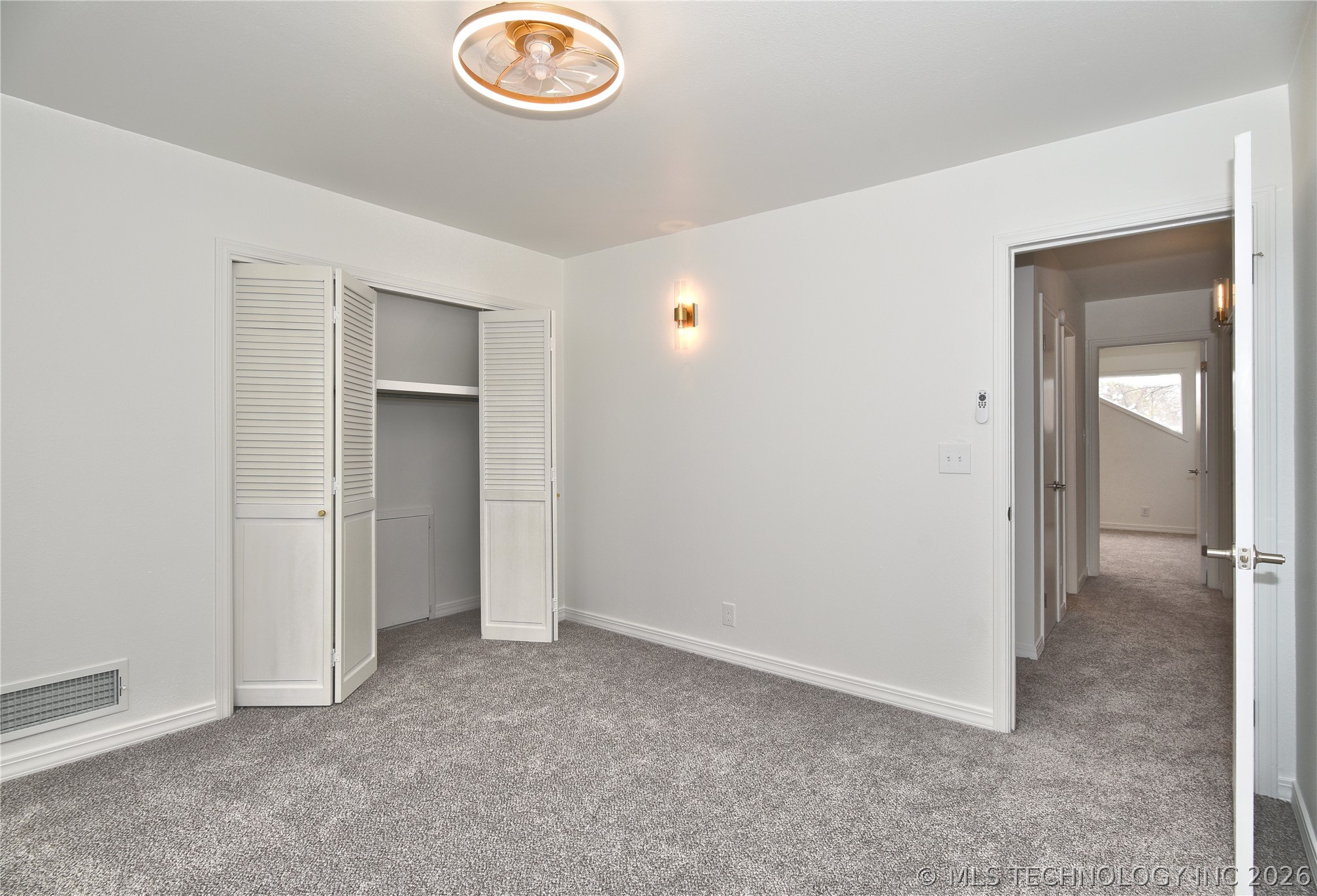 5923 E 48th Street Property Photo 29
