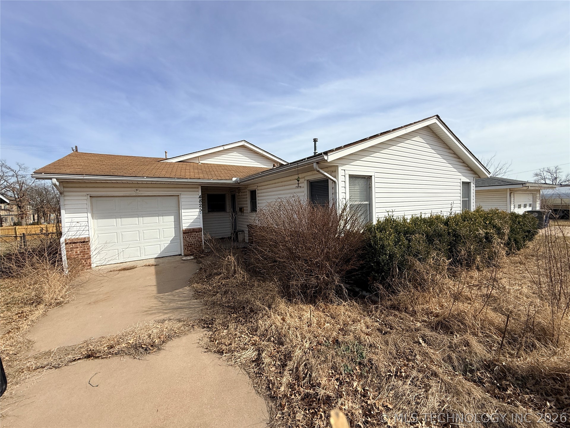 4825 S Lawton Avenue Property Photo 1