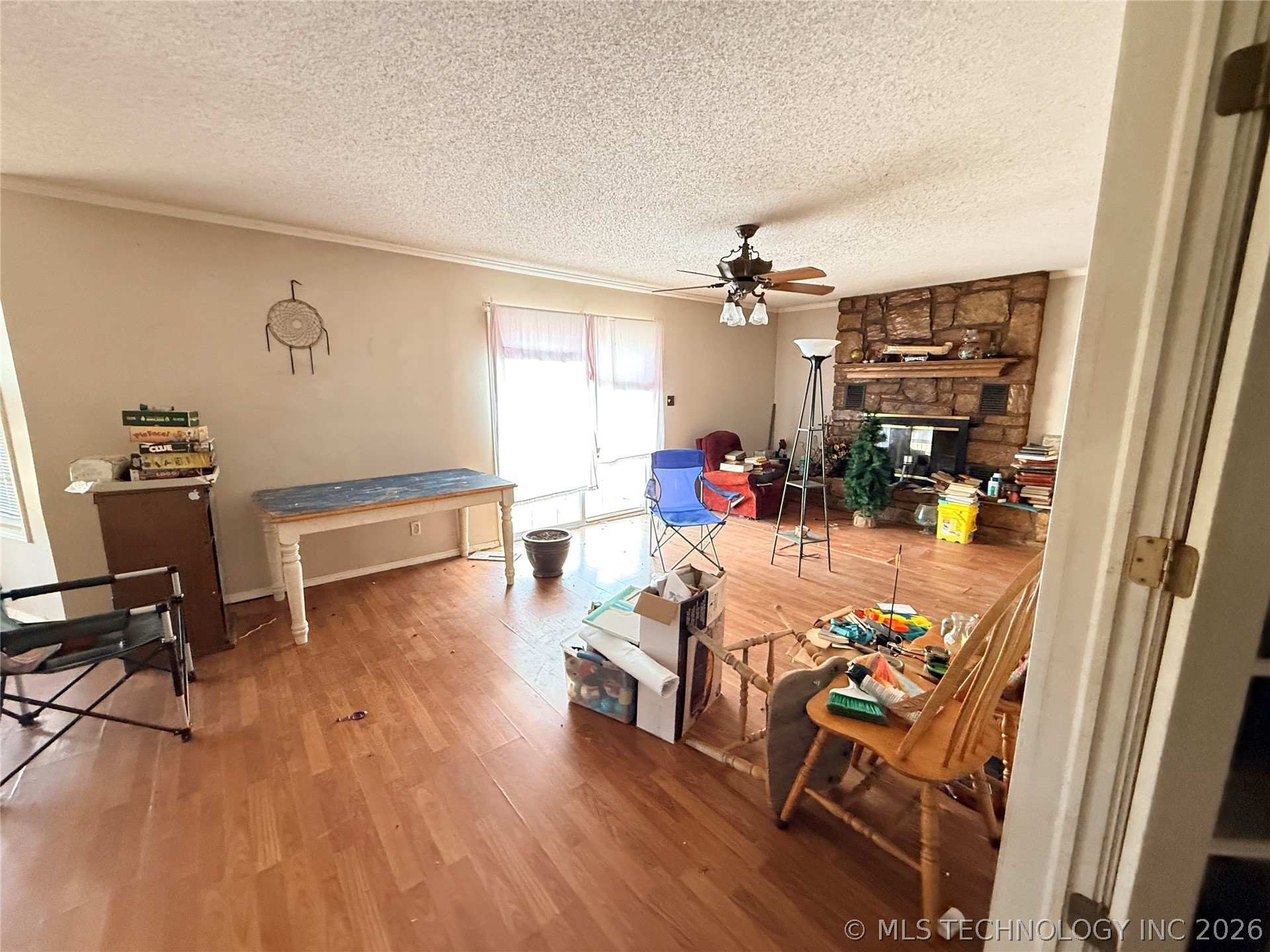 4825 S Lawton Avenue Property Photo 9