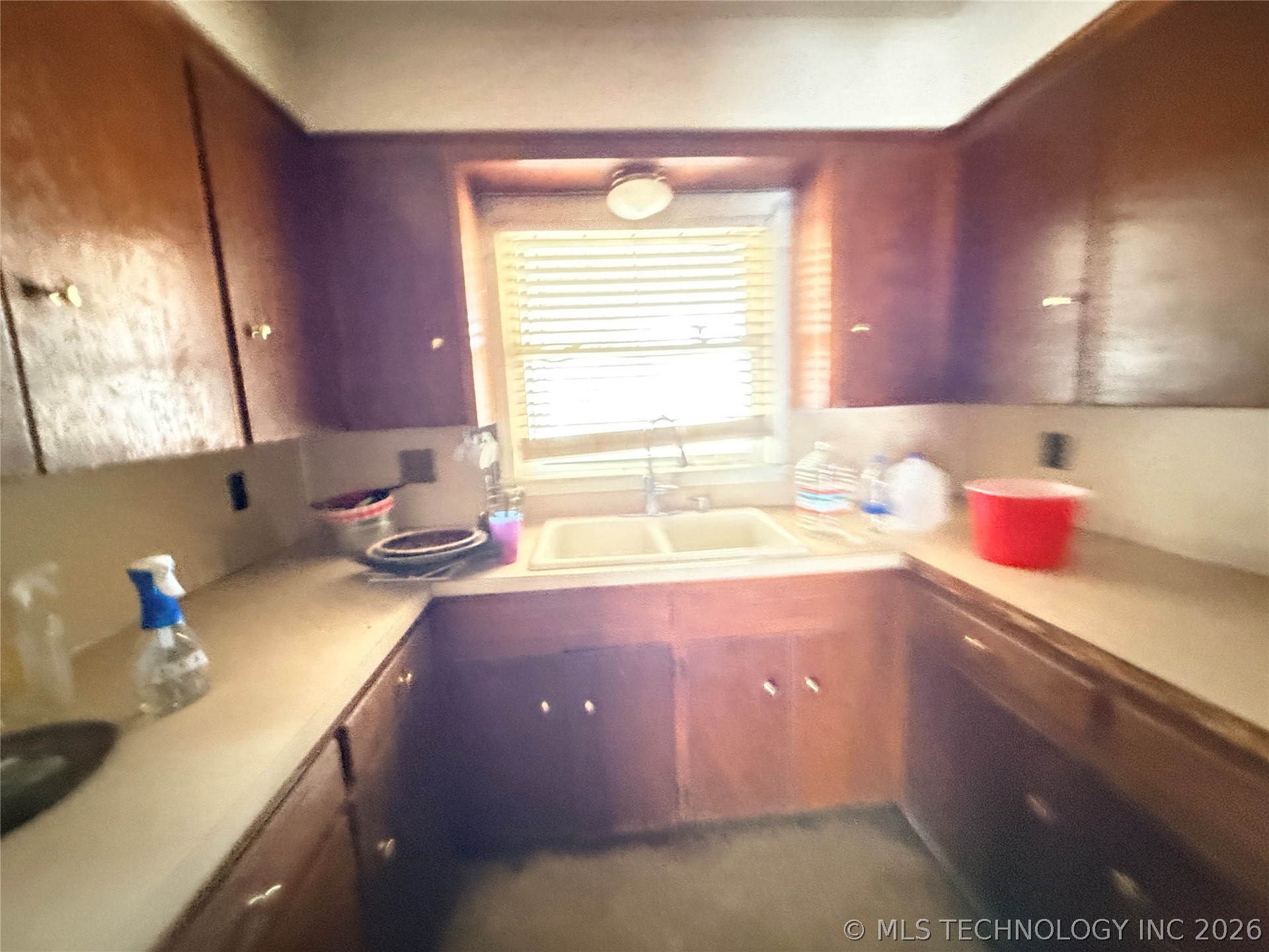 4825 S Lawton Avenue Property Photo 20
