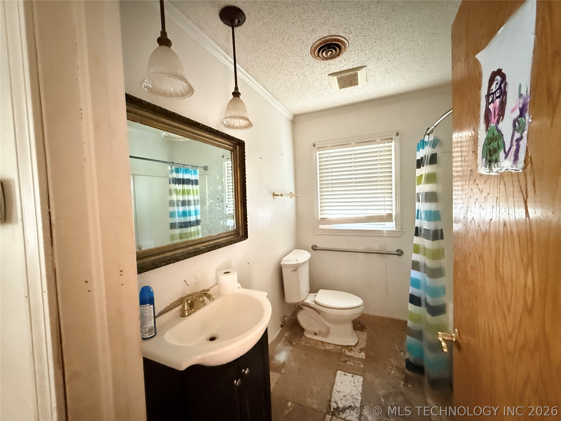 4825 S Lawton Avenue Property Photo 32