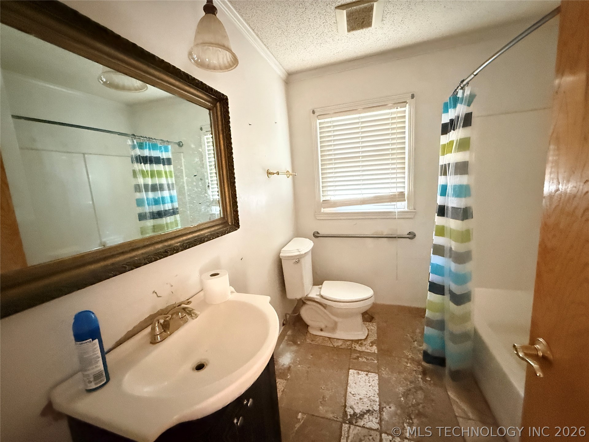 4825 S Lawton Avenue Property Photo 33