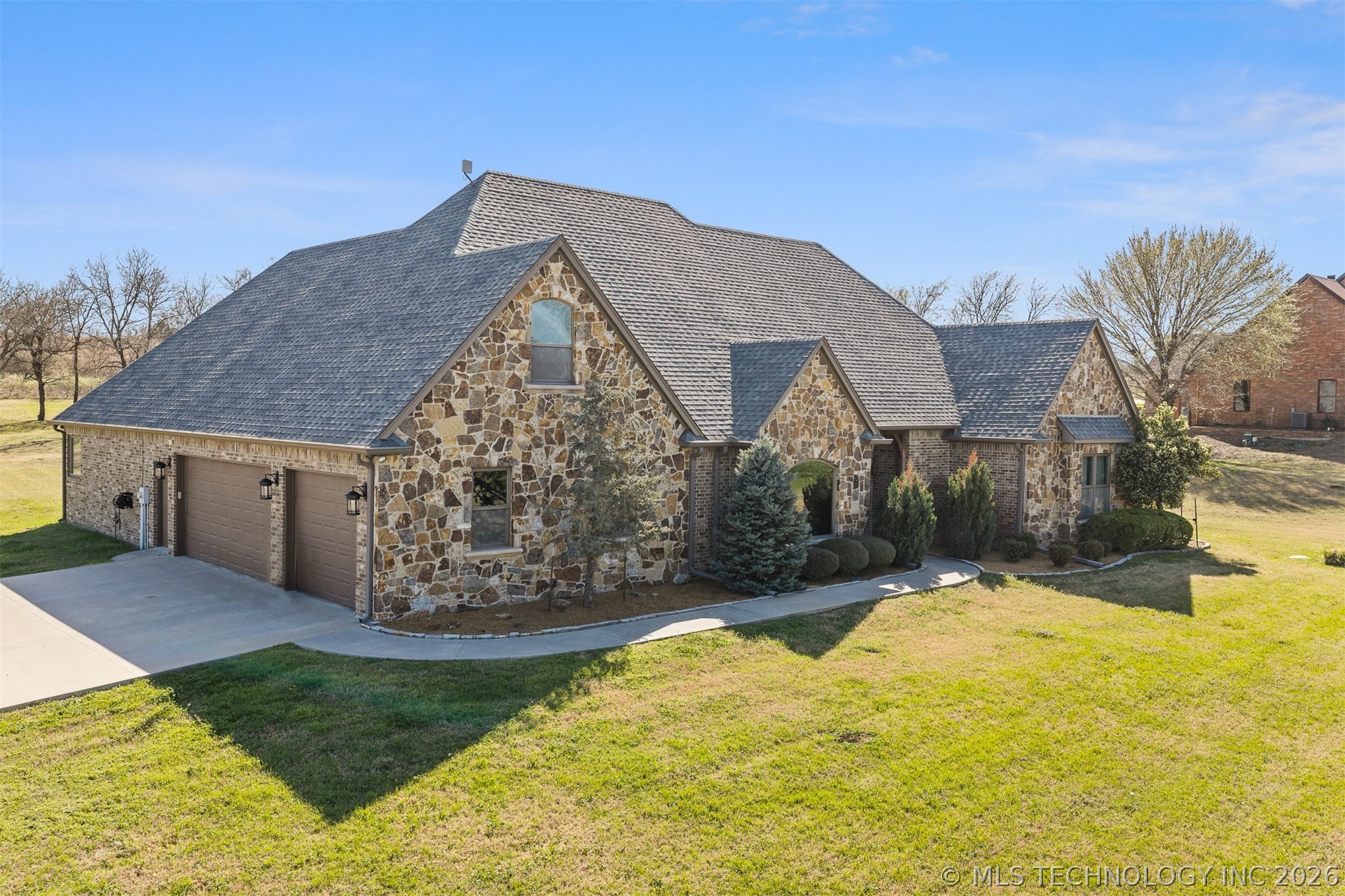 1451 Gateway Road Property Photo 52