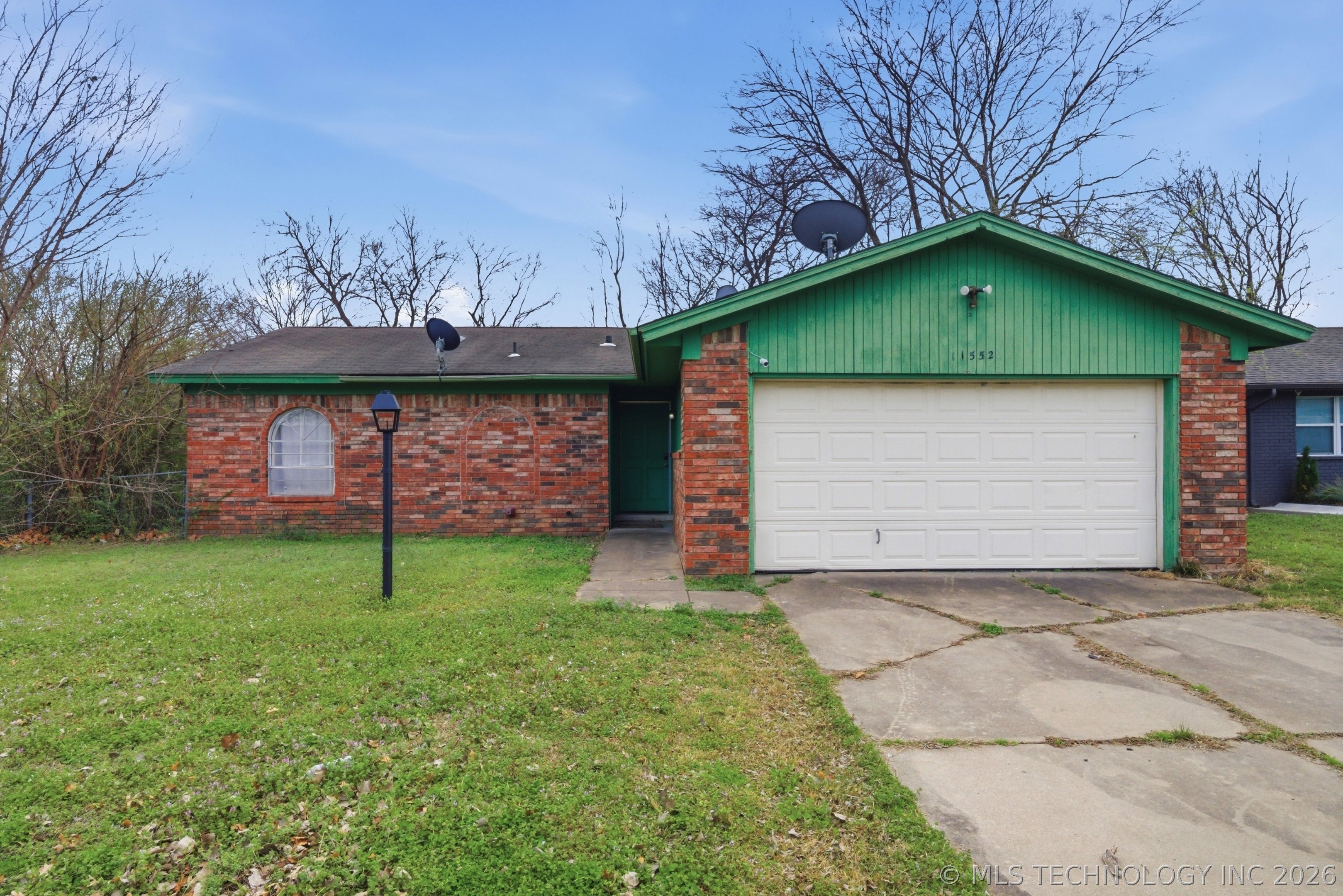 11552 E 27th Court Property Photo 1