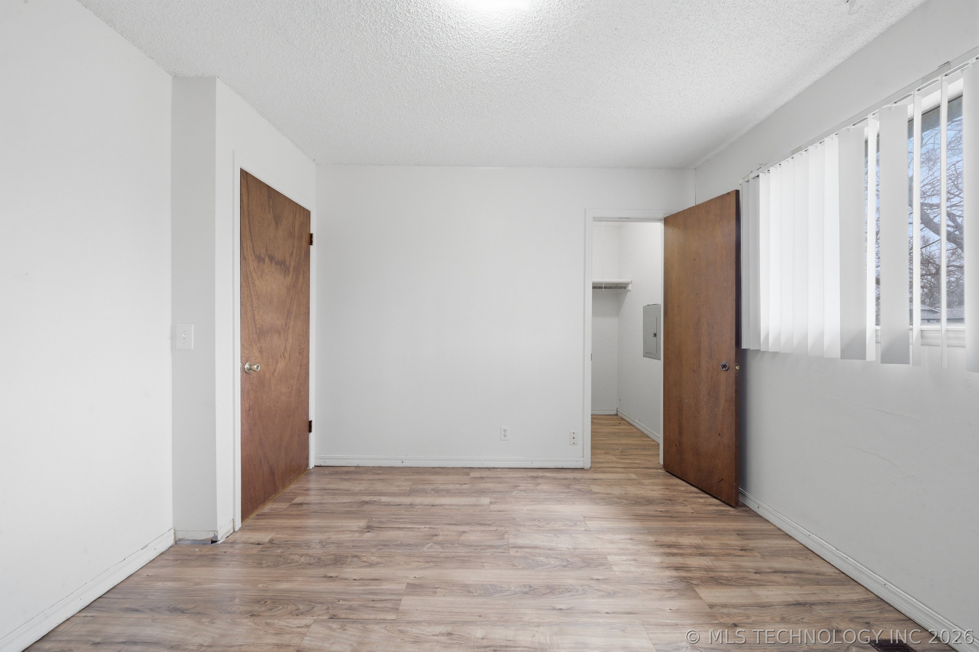 11552 E 27th Court Property Photo 19