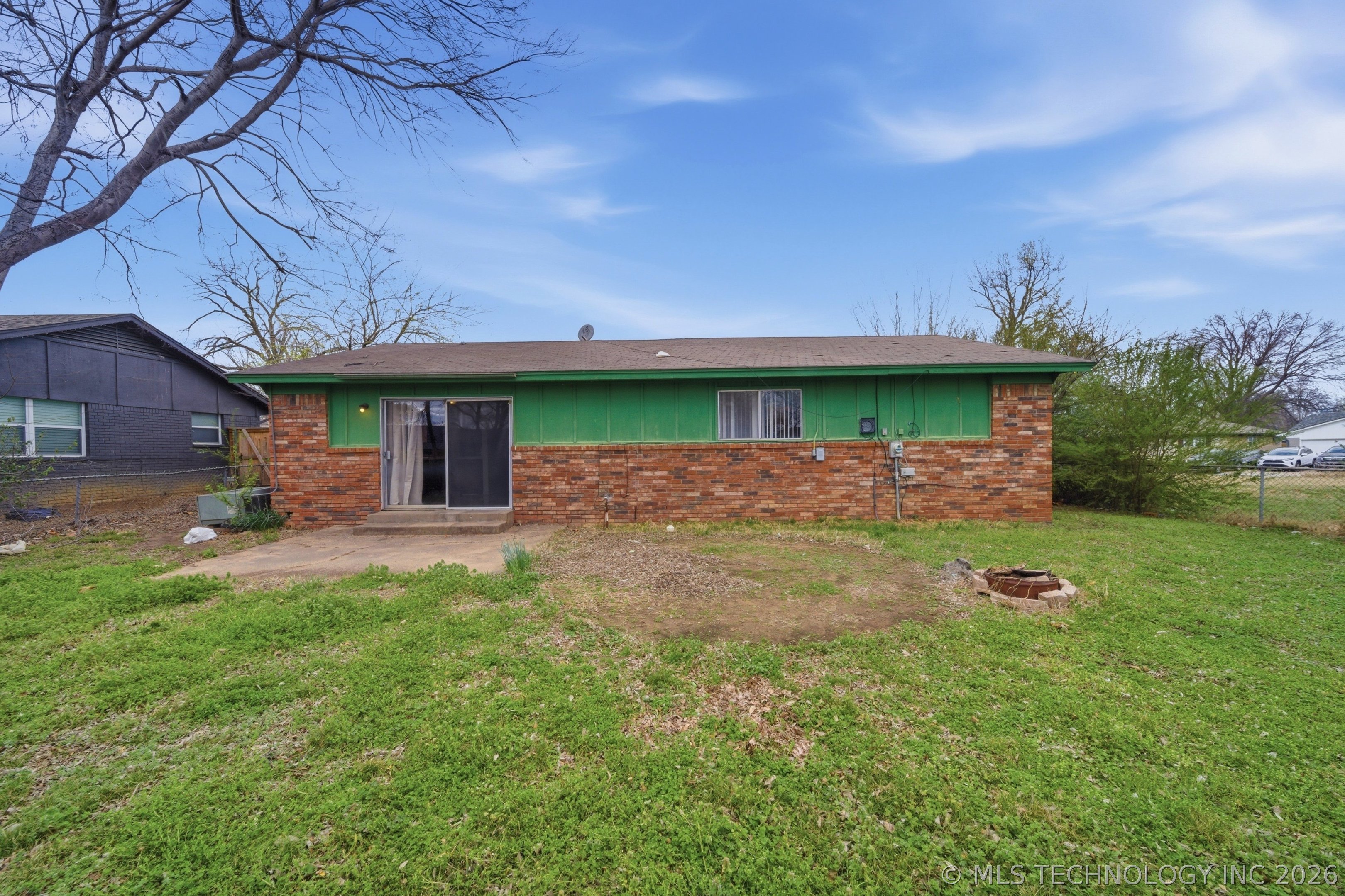 11552 E 27th Court Property Photo 21