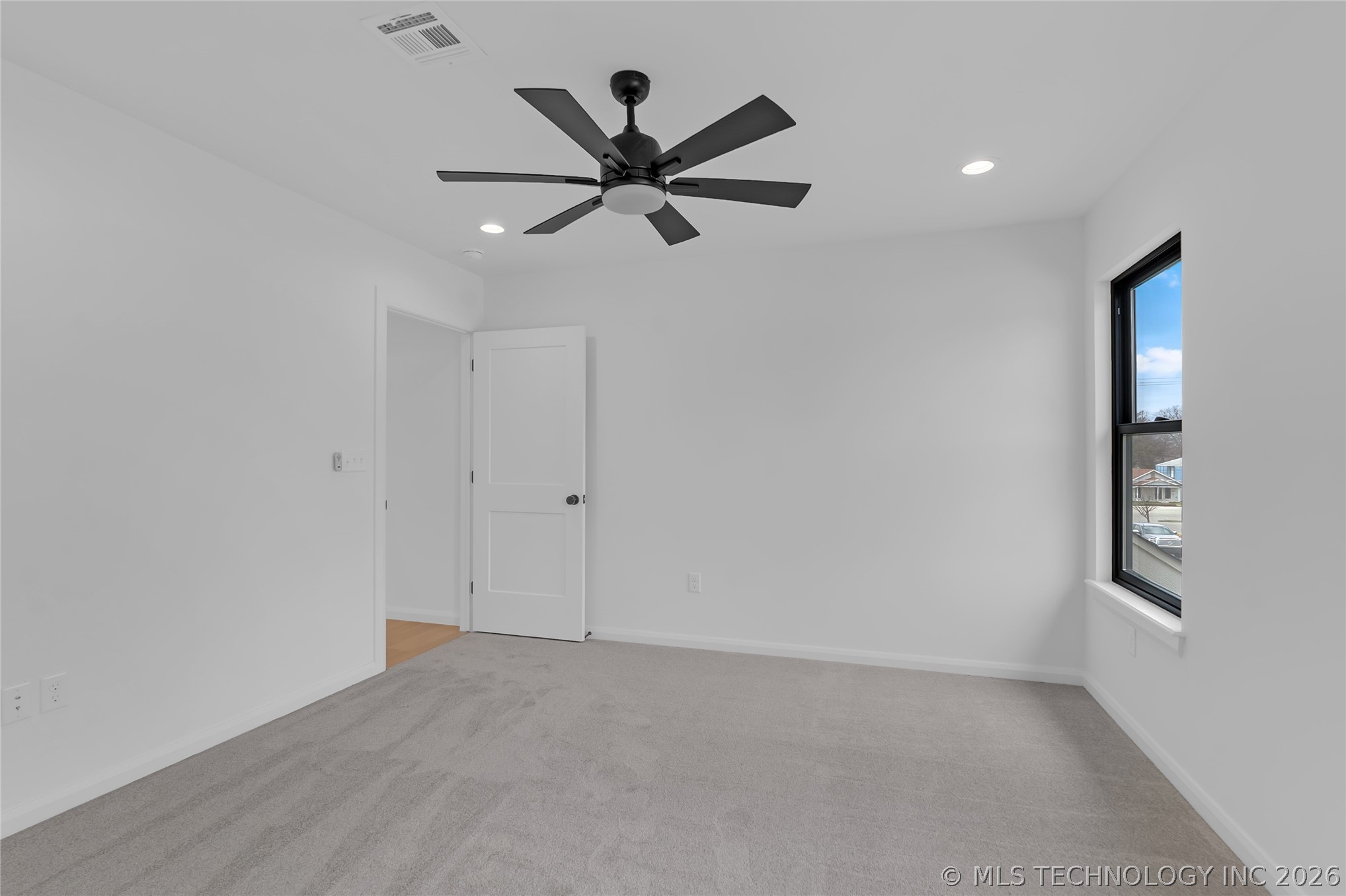 190 E Freeport Street Property Photo 57