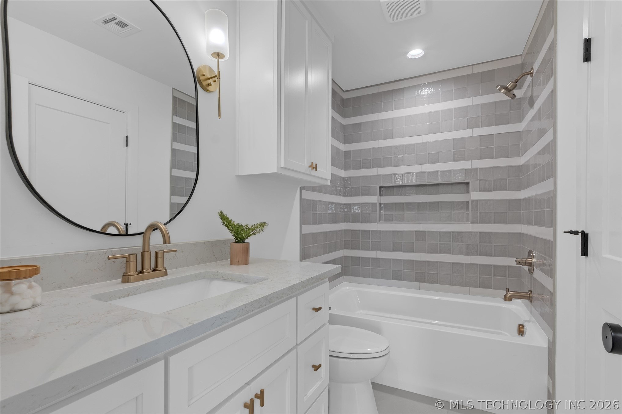 190 E Freeport Street Property Photo 67