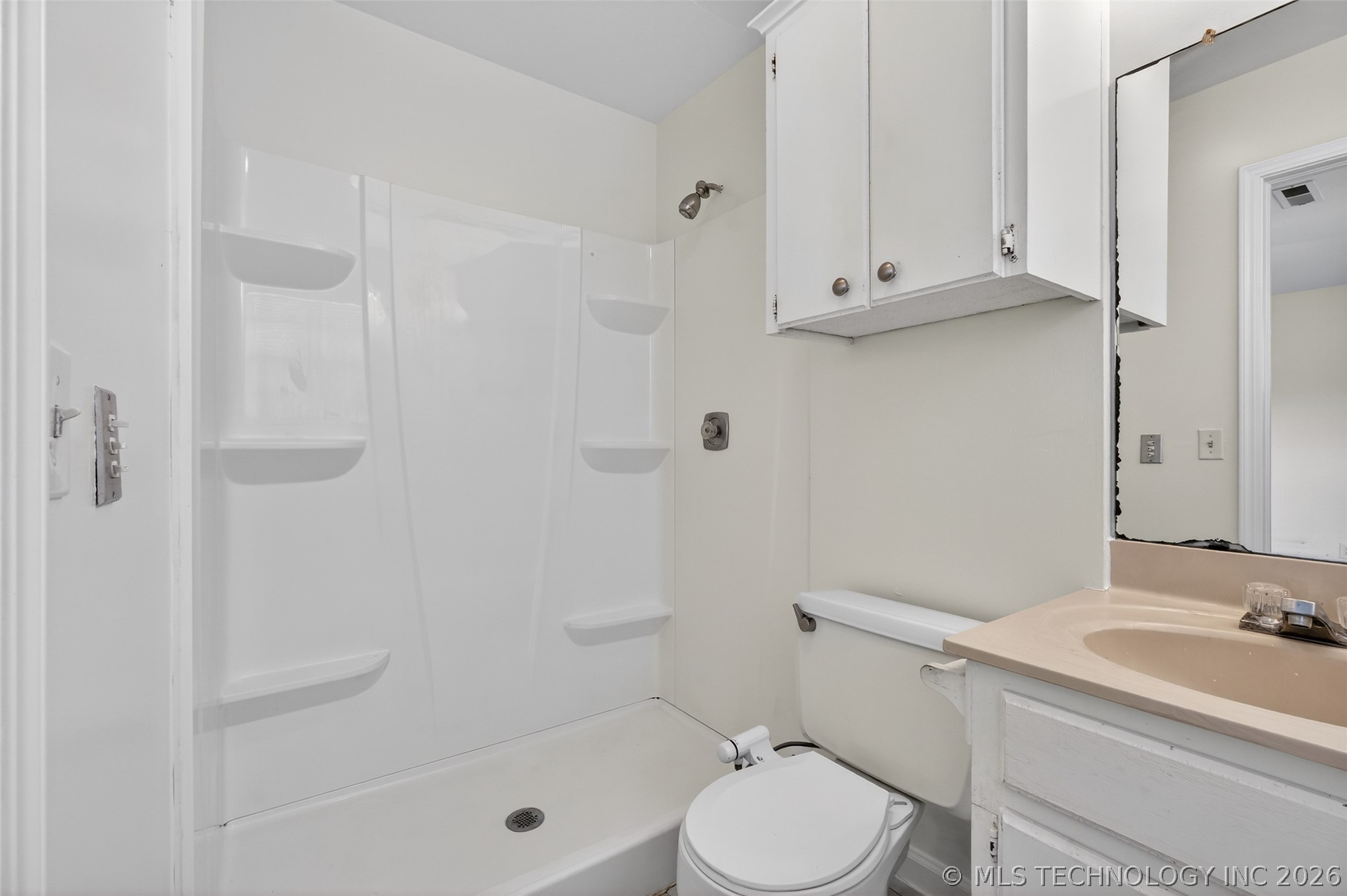 316 E Vicksburg Street Property Photo 24