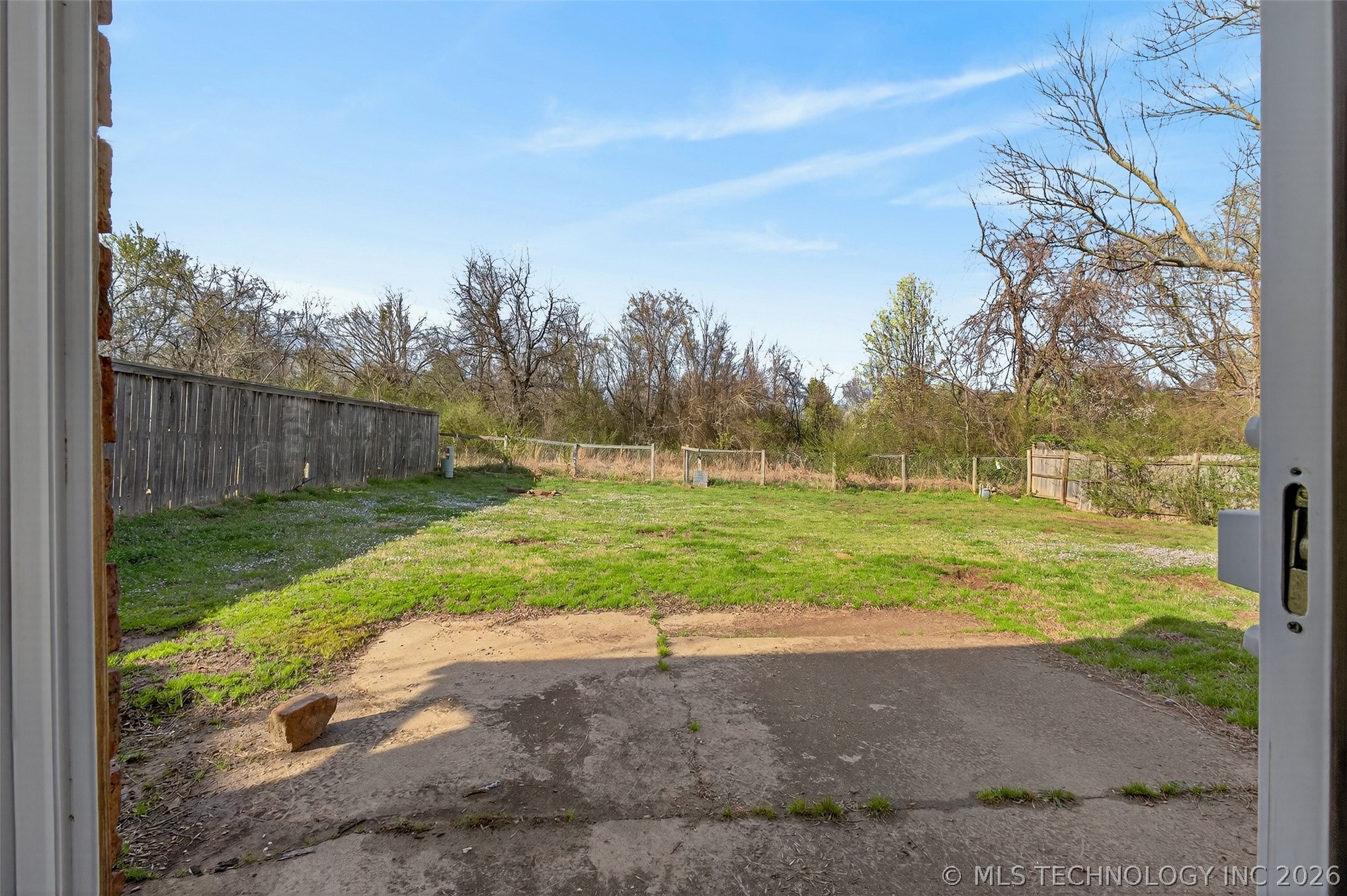 316 E Vicksburg Street Property Photo 37