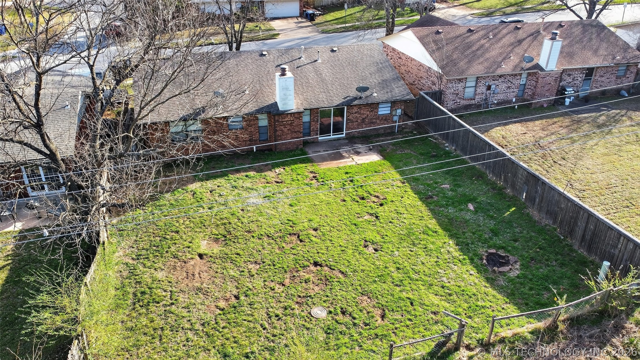 316 E Vicksburg Street Property Photo 41