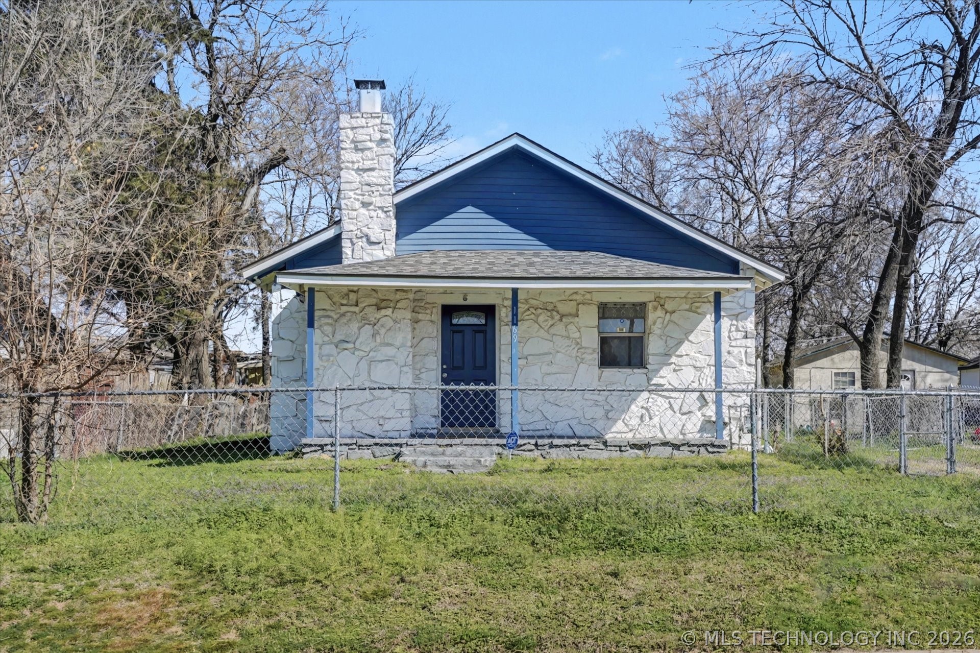 1169 N Atlanta Place Property Photo 24