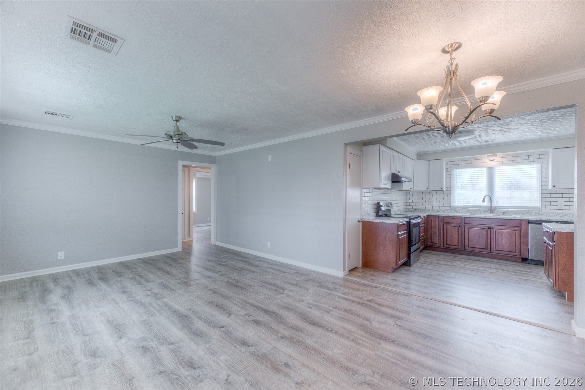 318 N Atlanta Street Property Photo 8
