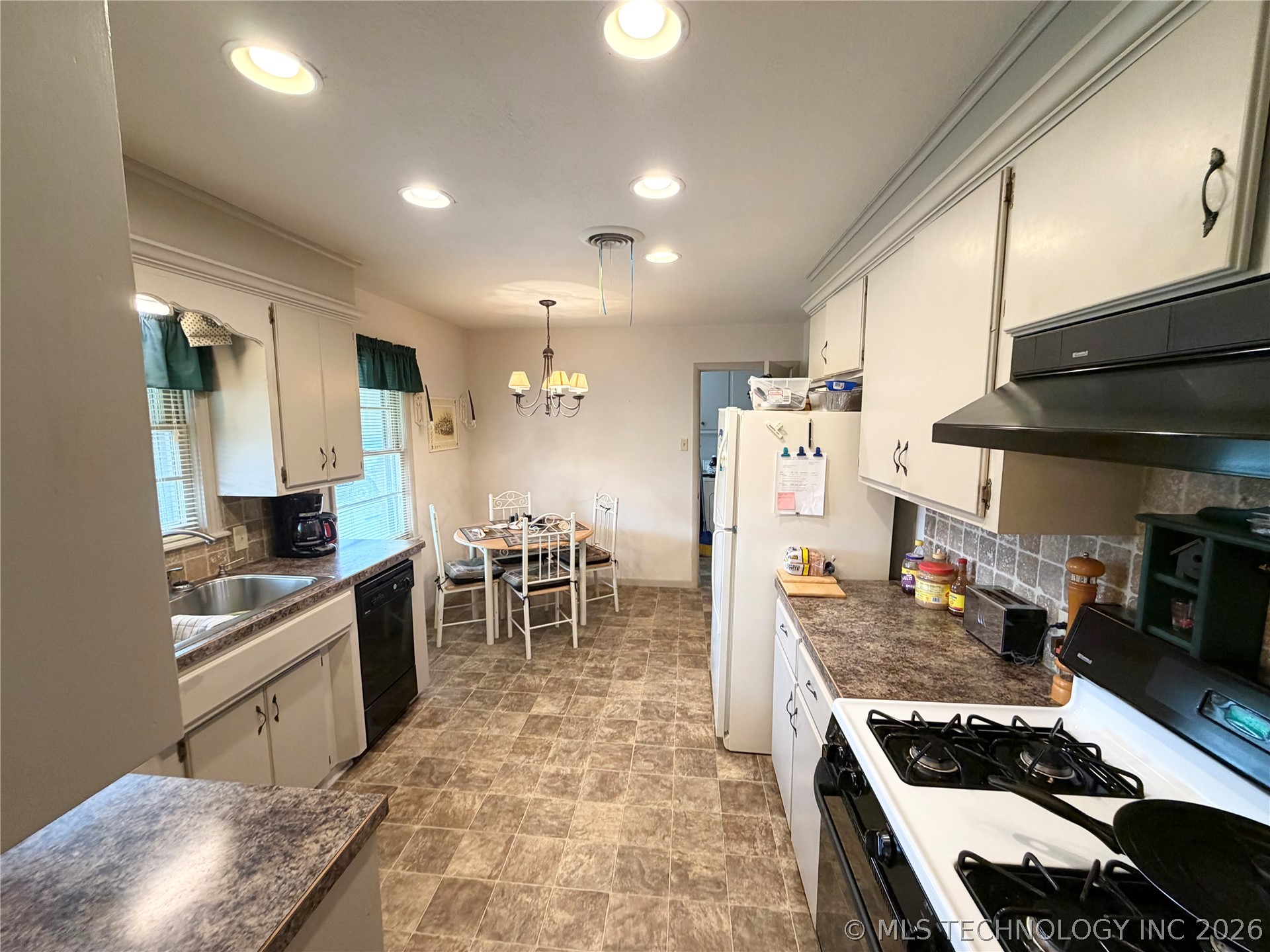129 S Camden Street Property Photo 3