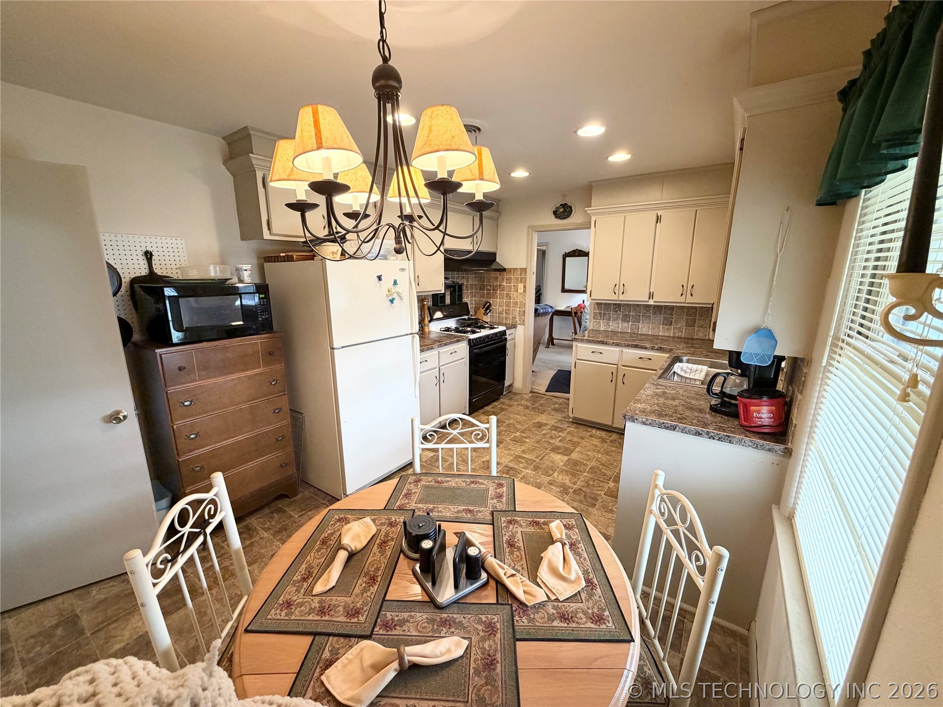 129 S Camden Street Property Photo 4