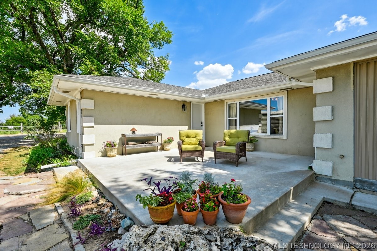14223 N Memorial Drive Property Photo 5