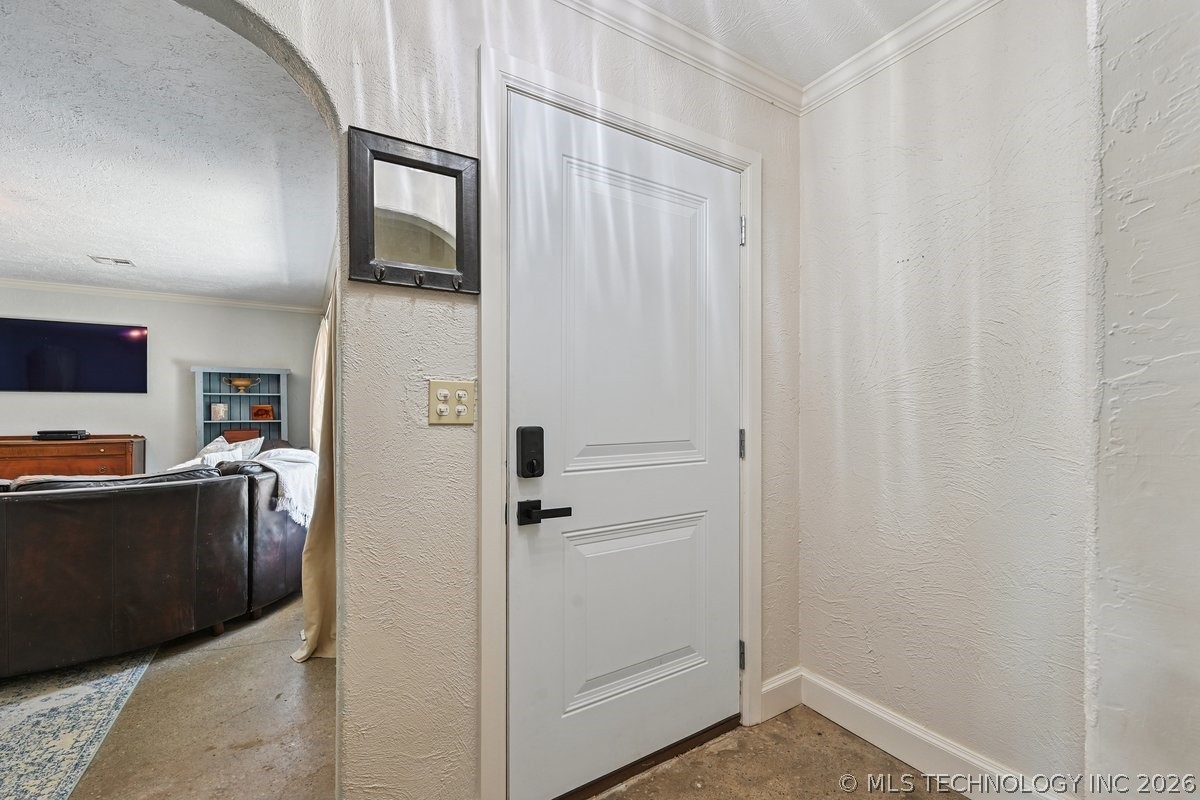 14223 N Memorial Drive Property Photo 6
