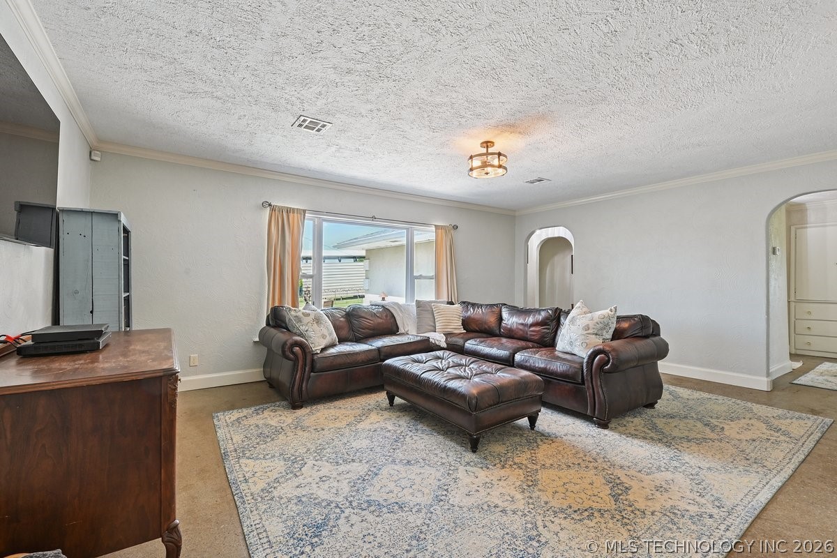 14223 N Memorial Drive Property Photo 10