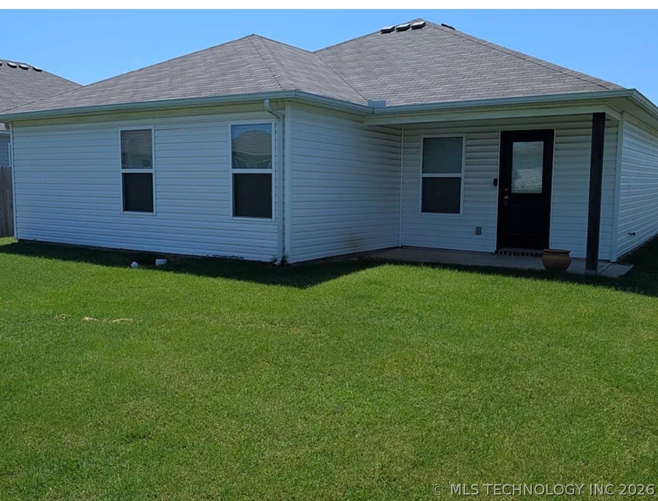 3727 S 151st East Avenue Property Photo 6