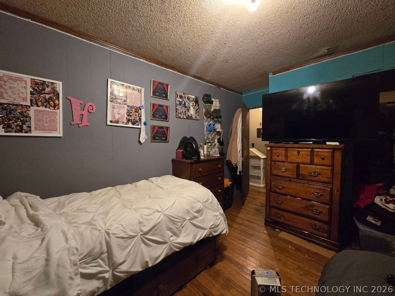 1869 S Armstrong Avenue Property Photo 12