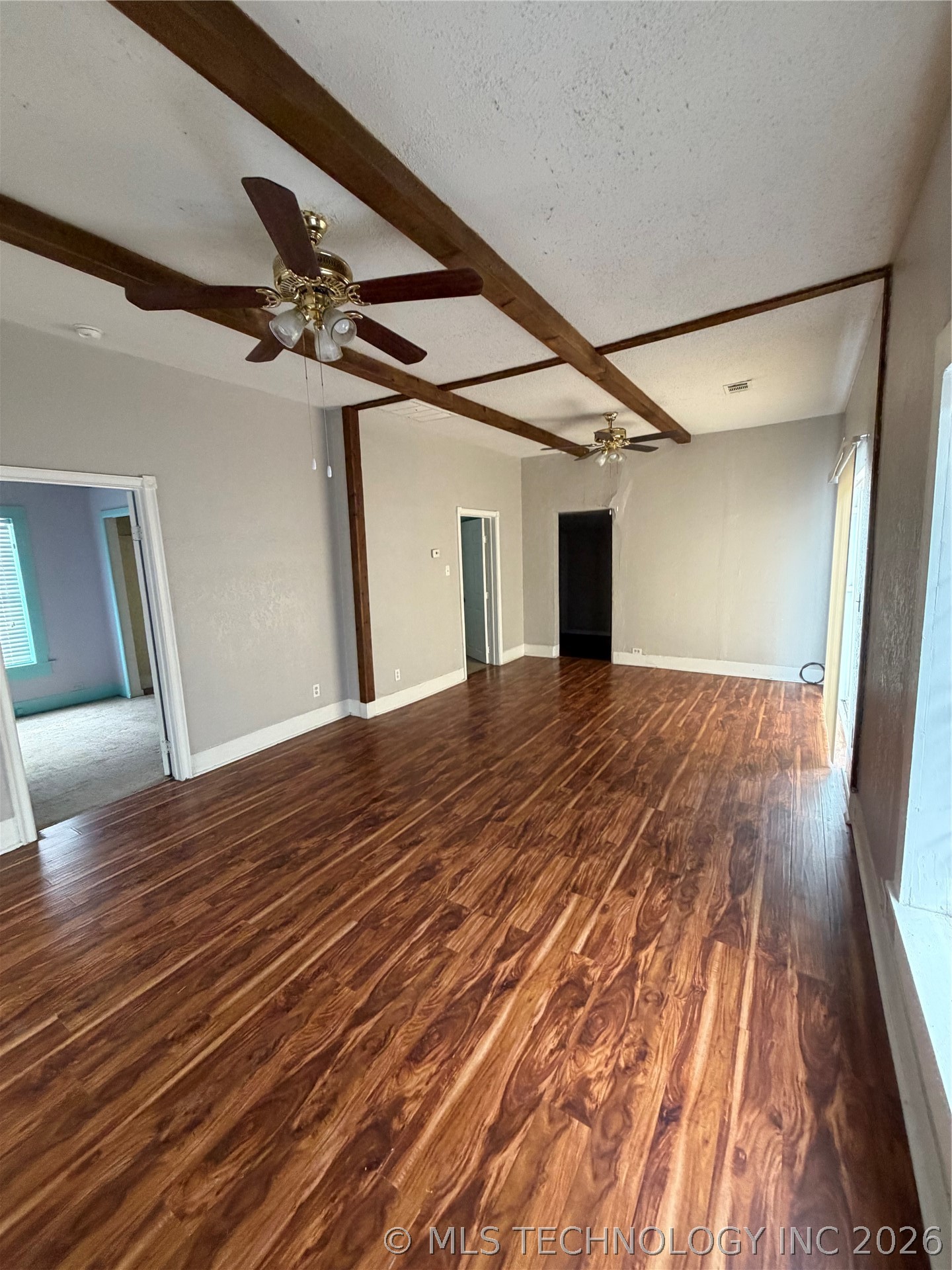 318 N Ash Avenue Property Photo 3