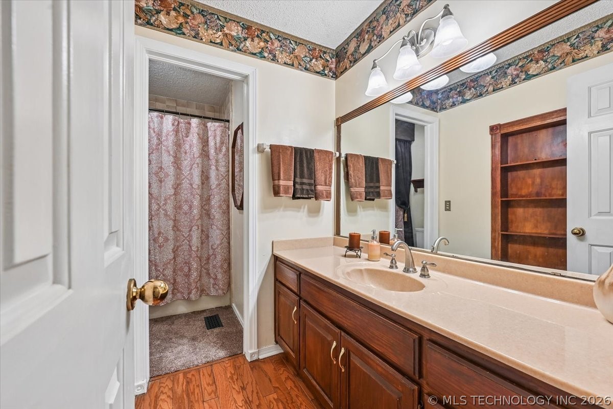 6522 S 111th East Avenue Property Photo 23