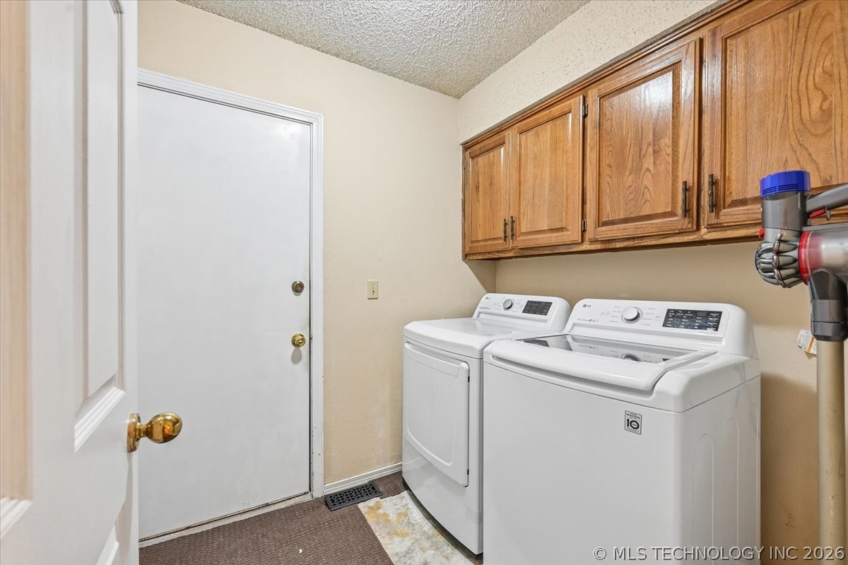 6522 S 111th East Avenue Property Photo 24